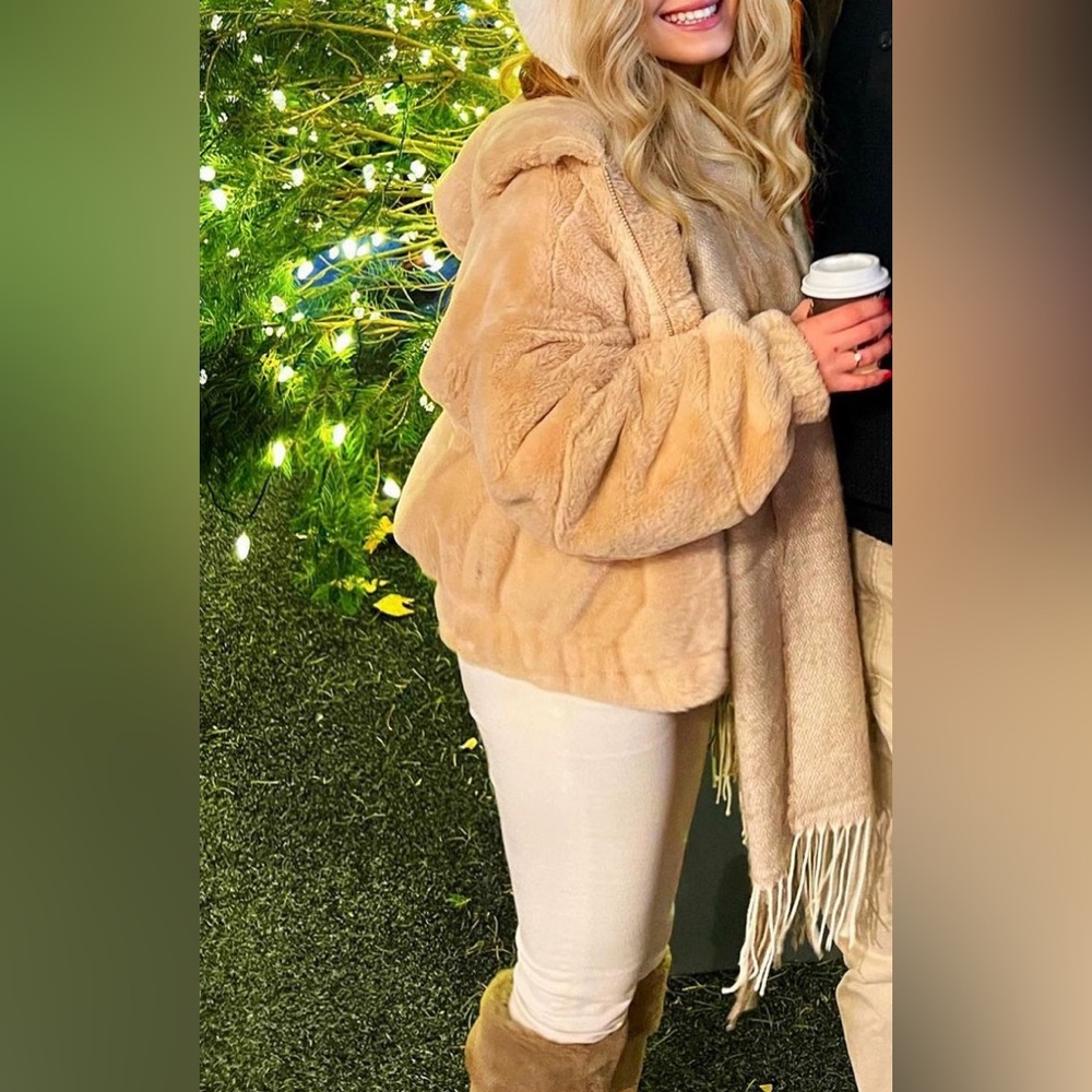 Faux Fur Jacket - Picture 5 of 5